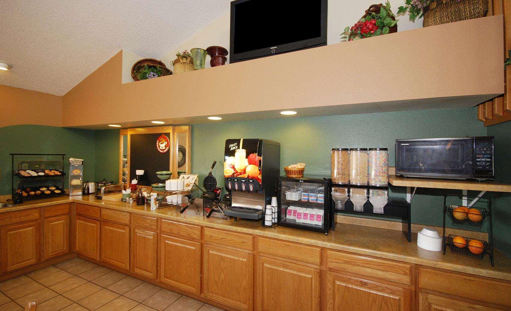 Americinn By Wyndham Merrill Restaurant photo